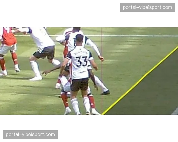 观点:VAR对“体毛级越位”的严苛判罚,是否正在扼杀进攻战术的冒险性? 观点:VAR对“体毛级越位”的严苛判罚,是否正在扼杀进攻战术的冒险性?